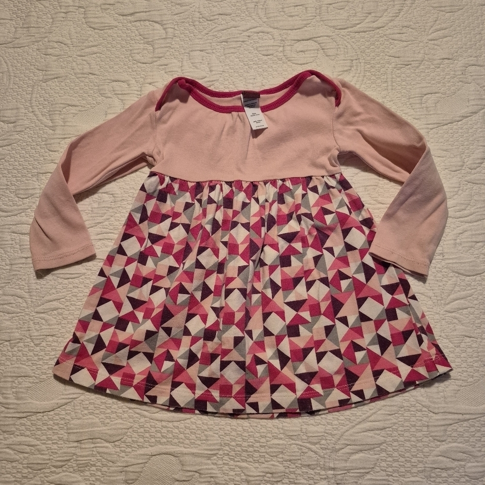 Tea Collection girls 18-24 months pink red with triangle bottom design marks